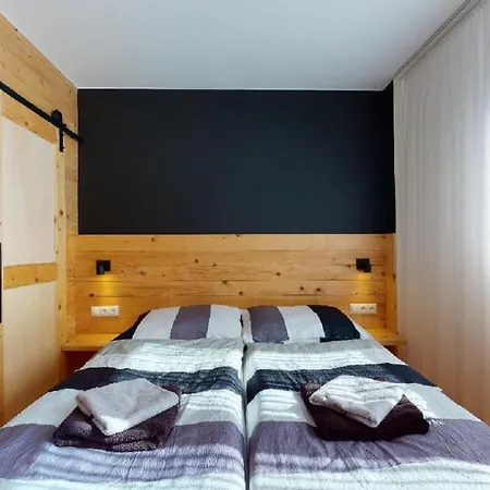 Sabina Πανσιόν